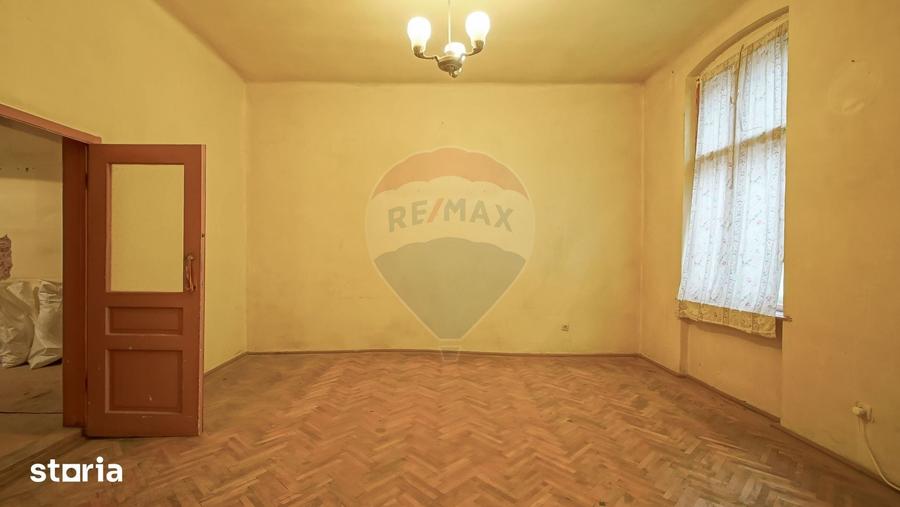 Spațiu comercial, de 167 mp, în Centrul Istoric