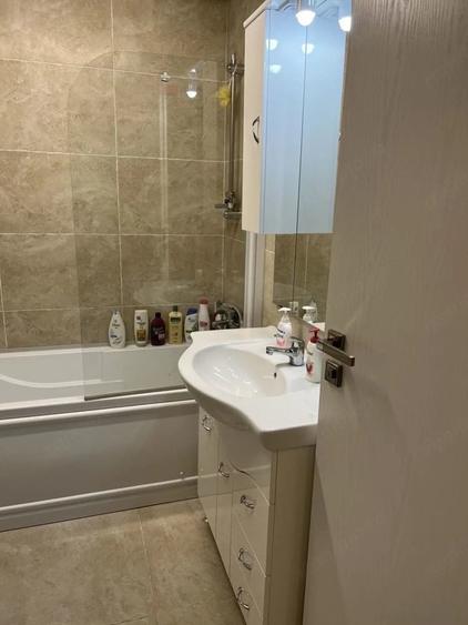 Apartament cu 2 camere de inchiriat in zona 13 Septembrie - 2