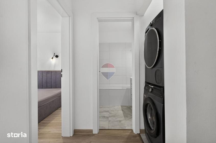 Apartament cu 4 camere în Polivalentă