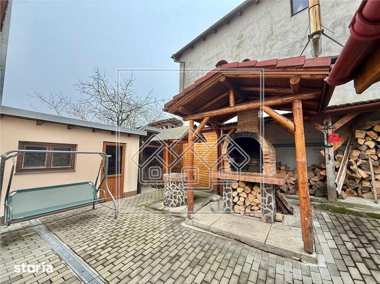 Casă cu 4 camere cu Teren 501 Mp în Sadu