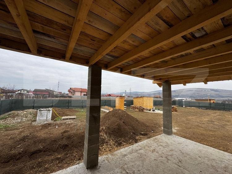 Casă individuală cu 4 camere cu Teren 1134 Mp în Bărăbanț
