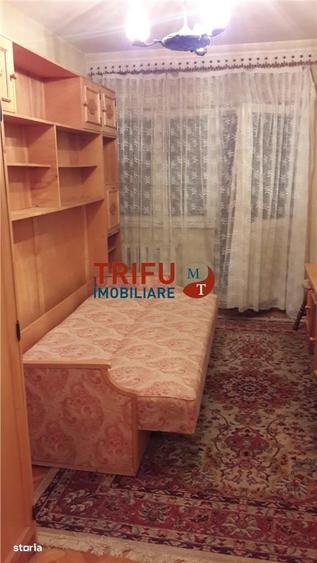 Apartament cu 3 camere decomandat în Cetate