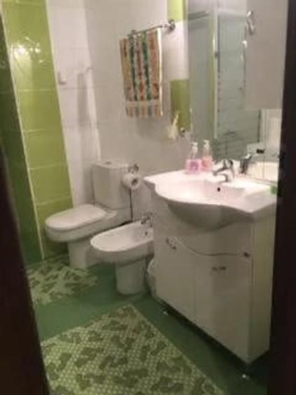 Apartament cu 3 camere decomandat în Dorobanți