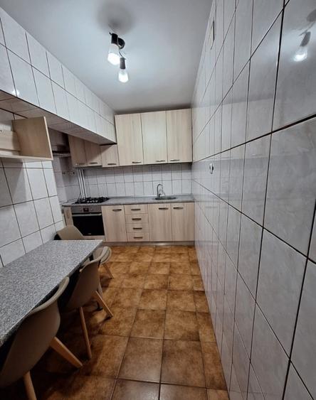 Apartament cu 2 camere decomandat în Unirii