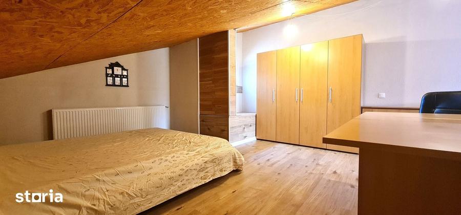 Casă cu 4 camere cu Teren 275 Mp în Central