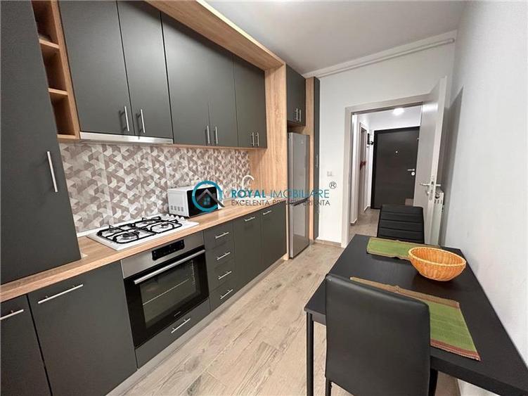 Apartament cu 2 camere decomandat, mobilat în Albert