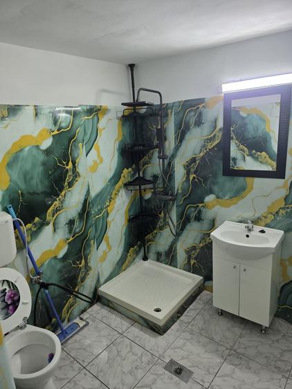 Casă cu 2 camere cu Teren 70 Mp în Vatra Luminoasă