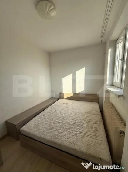 Apartament cu 2 camere decomandat în Ady