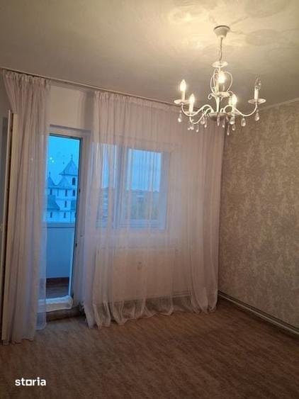 Apartament cu 2 camere semidecomandat în Lazuri