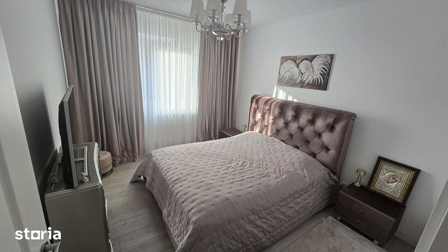 Apartament cu 3 camere decomandat în Central