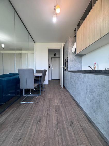 Apartament cu 2 camere decomandat în Aviației