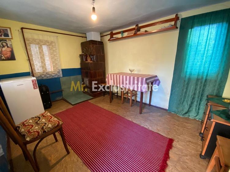 Casă individuală cu 2 camere cu Canalizare în Valea Mare-Podgoria
