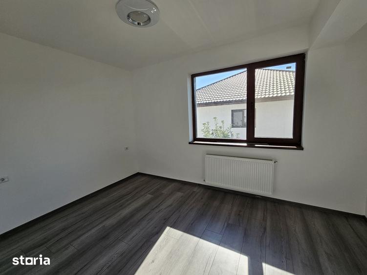 Casă cu 4 camere cu Teren 200 Mp în Bragadiru