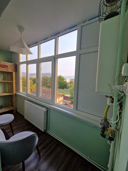 Garsonieră decomandată în Central