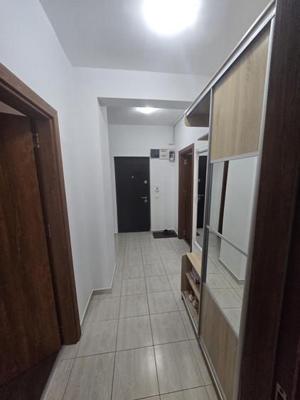 Apartament cu 2 camere decomandat în Mihai Bravu