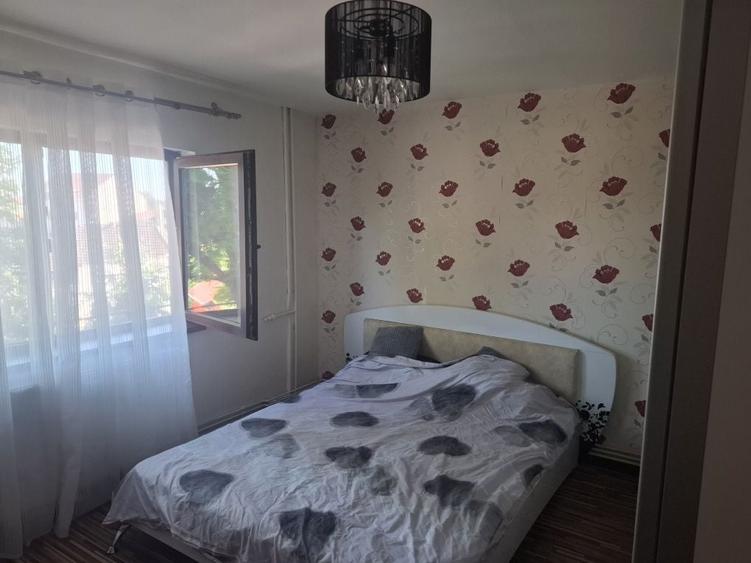 Apartament cu 2 camere decomandat în Bucovina
