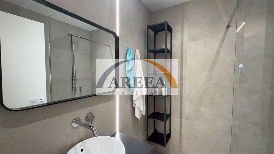Duplex cu 4 camere cu Canalizare în Tunari
