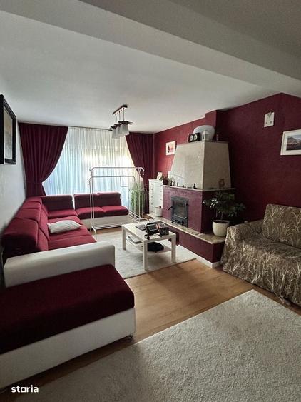 Casă cu 4 camere în Urleta