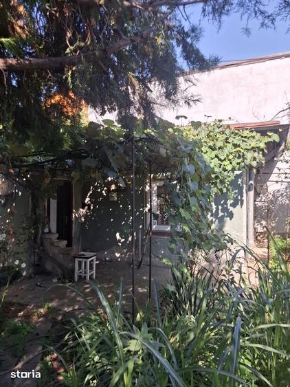 Casă cu 3 camere cu Teren 200 Mp în Ghencea