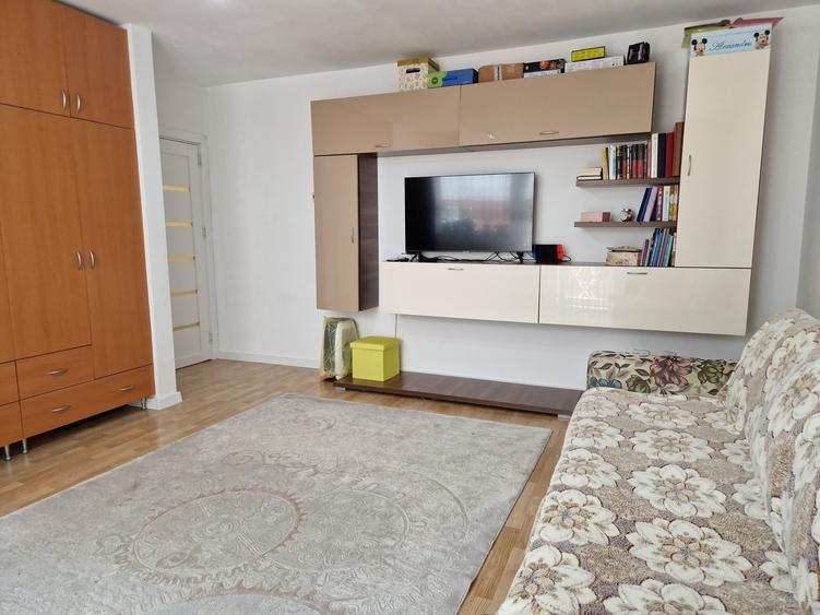 Apartament cu 2 camere decomandat în Dosu Bricii