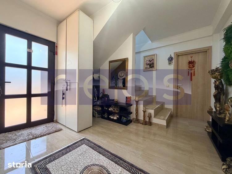 Casă cu 5 camere cu Teren 520 Mp în Central