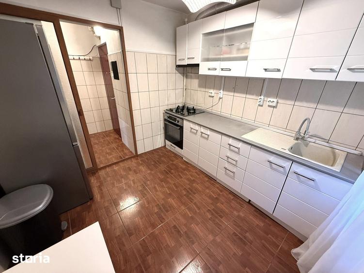 Apartament cu 2 camere în Podu Roș