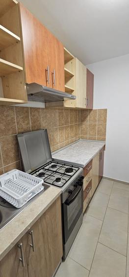 Apartament cu 2 camere semidecomandat în Astra