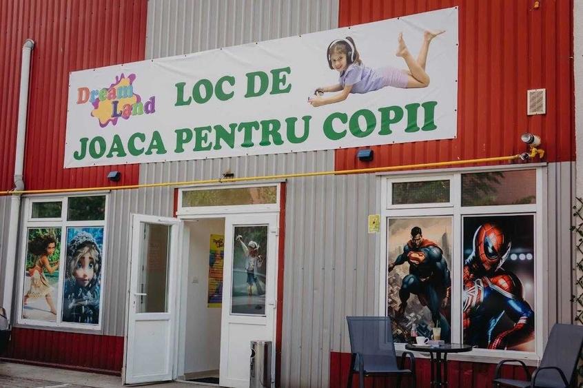 Spațiu comercial, de 363 mp, în UTA