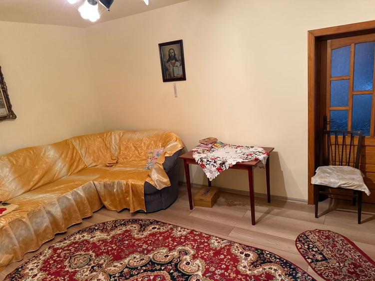 Casă individuală cu 5 camere cu Canalizare în Cogealac