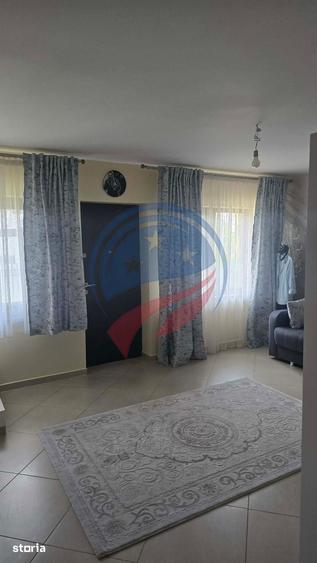 Casă cu 3 camere cu Teren 300 Mp în Pielești