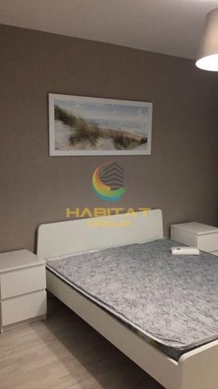 Apartament cu 3 camere semidecomandat, mobilat în Văcăresti