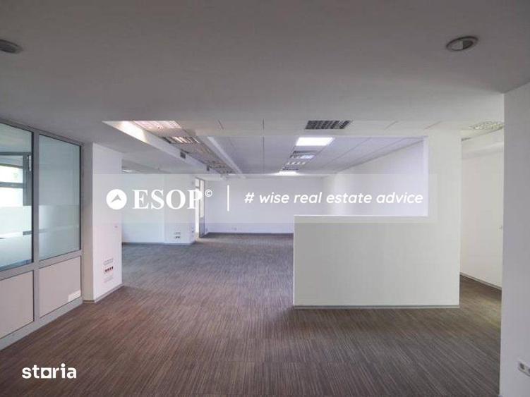Spațiu comercial, de 300 mp, în Romană