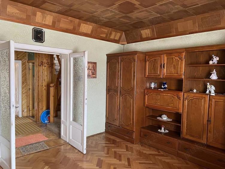 Casă cu 3 camere în Salonta