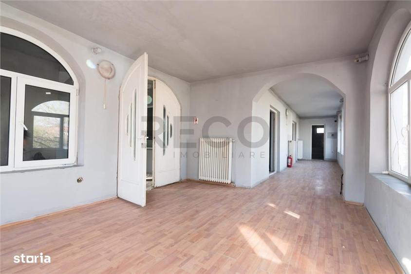 Casă cu 4 camere cu Teren 691 Mp în Central