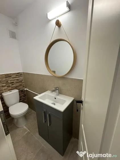 Apartament cu 3 camere decomandat în Ștefan cel Mare