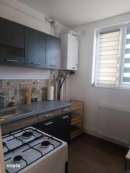 Apartament cu 2 camere decomandat în Circumvalațiunii