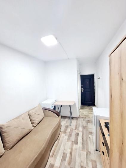 Garsonieră decomandată în Micro 14