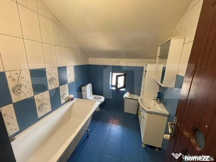 Casă cu 5 camere cu Teren 354 Mp în Micro 3