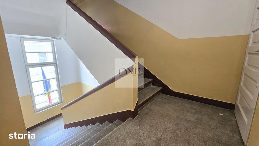 Apartament cu 3 camere în Schei