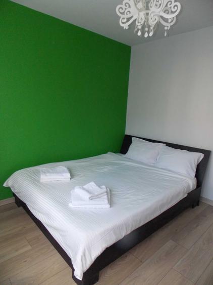 Apartament cu 2 camere decomandat în Decebal