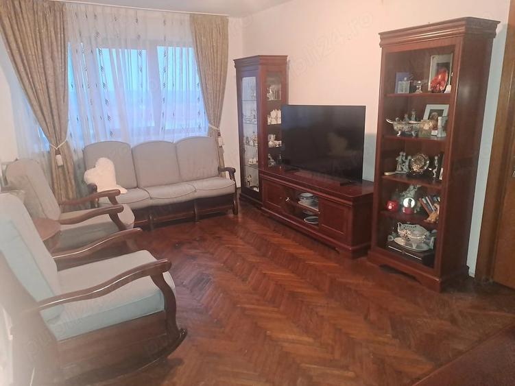 Apartament cu 2 camere semidecomandat în Aluniș