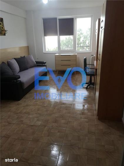APARTAMENT CU 2 CAMERE, ETAJ INTERMEDIAR, PIATA UNIRII - 5