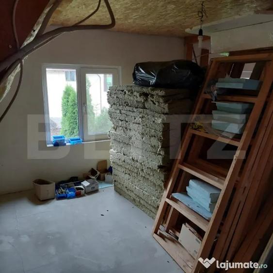 Casă cu 3 camere cu Teren 476 Mp în Central