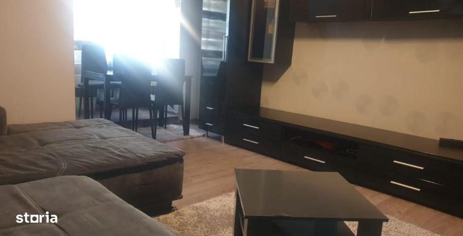 Garsonieră decomandată în 13 Septembrie