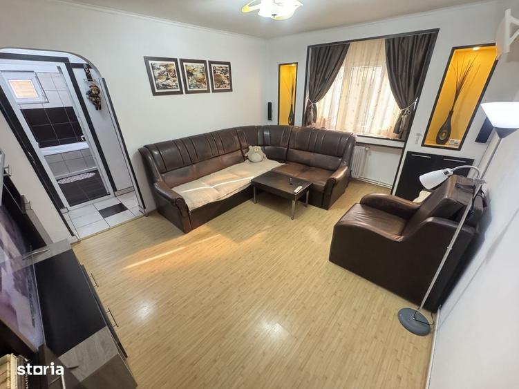 Apartament cu 2 camere semidecomandat în Poarta 6