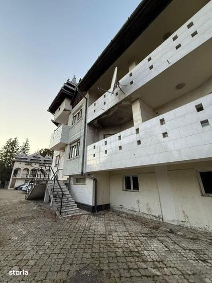 Casă cu 4 camere în Central
