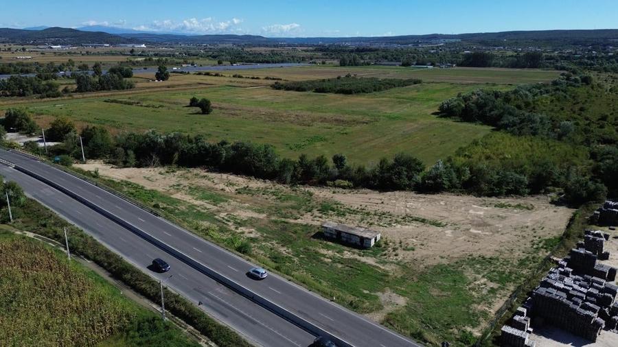 Teren Construcții intravilan de 7500 mp, în Micești