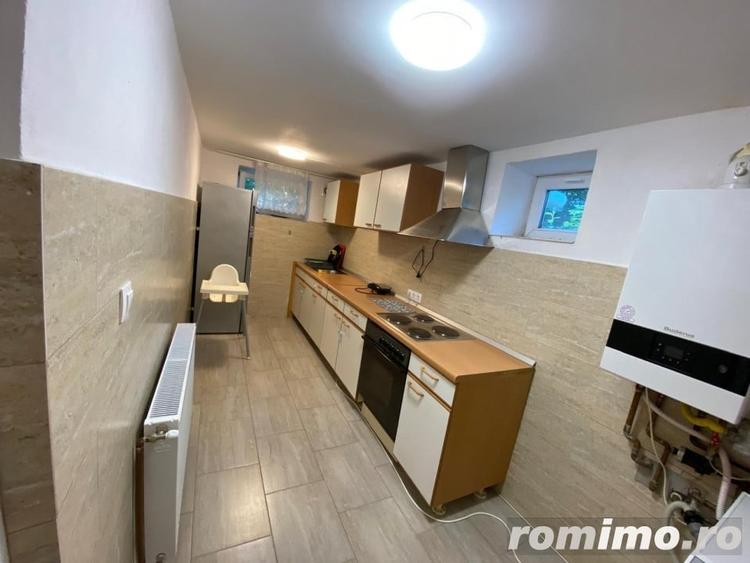 Apartament cu 2 camere semidecomandat în Sub Arini