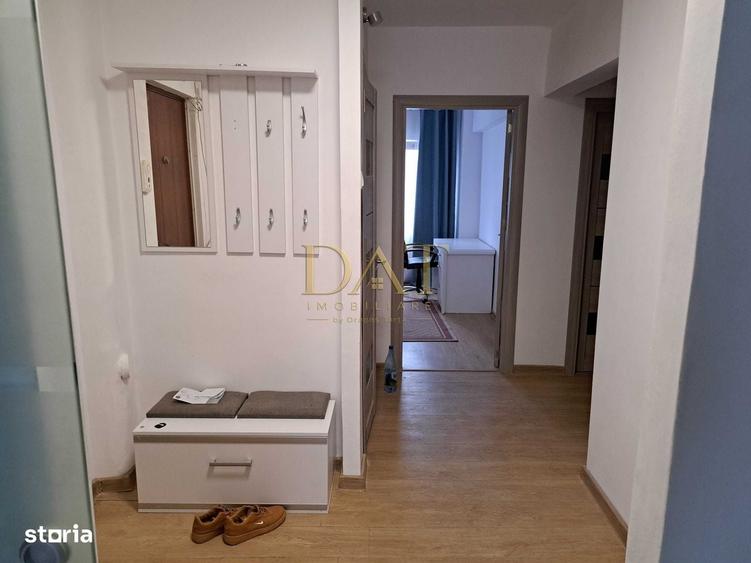 Apartament cu 3 camere decomandat în Florești