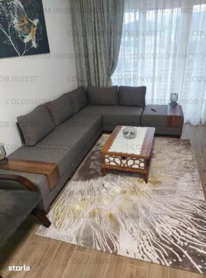 Apartament cu 3 camere decomandat în Tractorul
